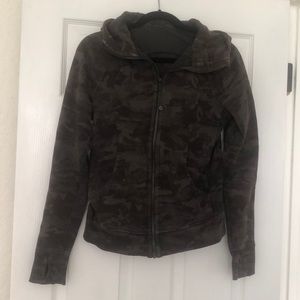 Lulu lemon scuba jacket - size 6 - camo